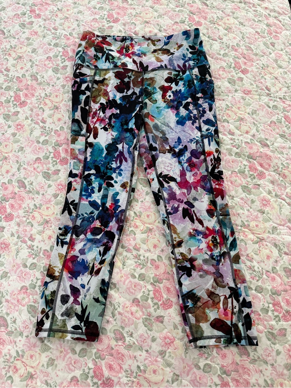 RBX Multicolor Floral Watercolor Capri Leggings